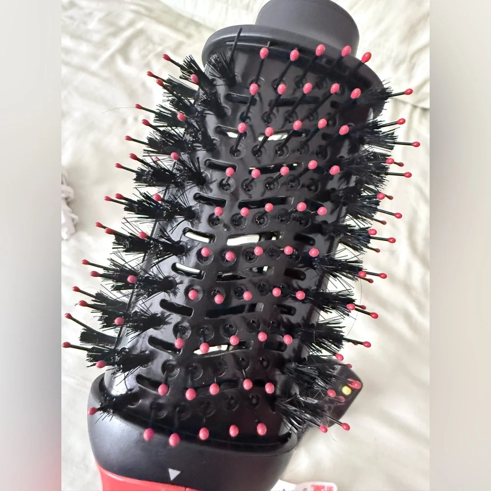 ✨ Revlon One-Step Hair Dryer and Volumizer – Clean, Perfect Condition - Picture 7 of 15